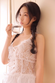 久久不见久久见WWW免费